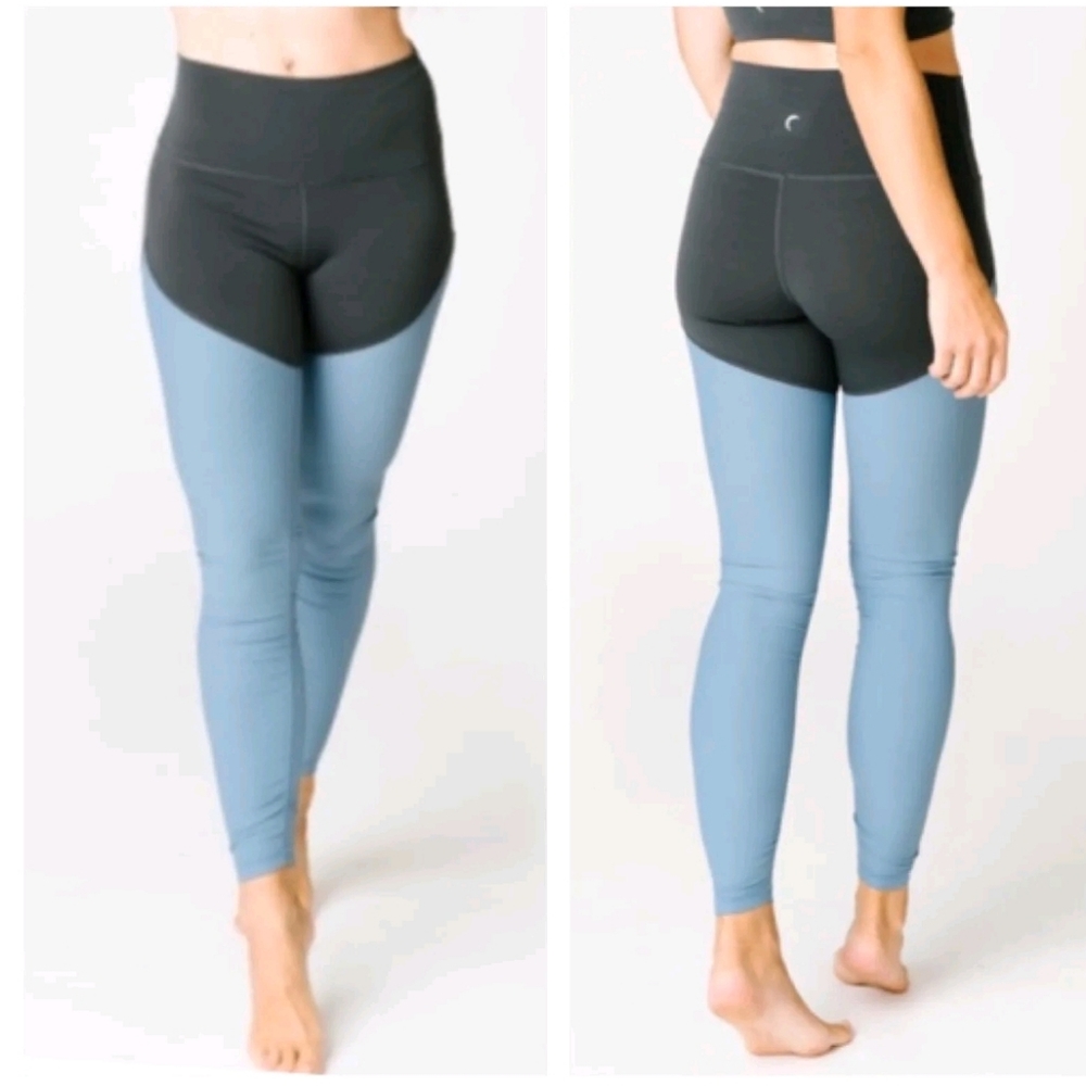 Zyia Storm Parallel Luxe High Waist Ribbed Ruched Colorblock Leggings